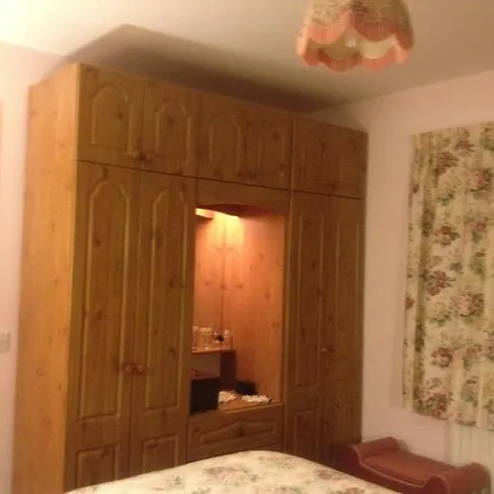 Teac Watties Bed & Breakfast 3*